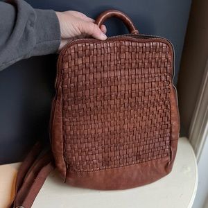 🆕 Vilencia Holland ♥️ Weaved Leather fashion backpack natural leather NWT.